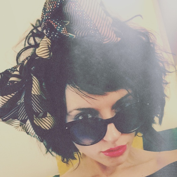 Meet your Posher, Jessica - Picture 7 of 7